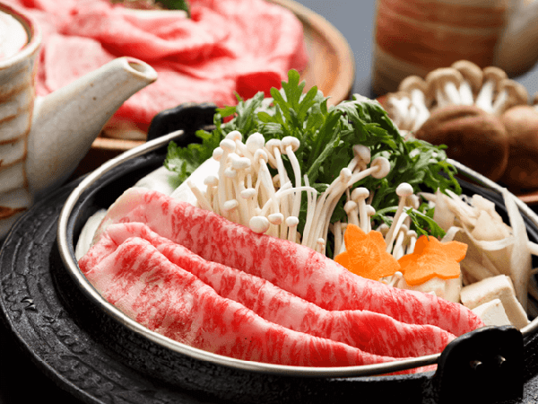 nguyen lieu chinh sukiyaki