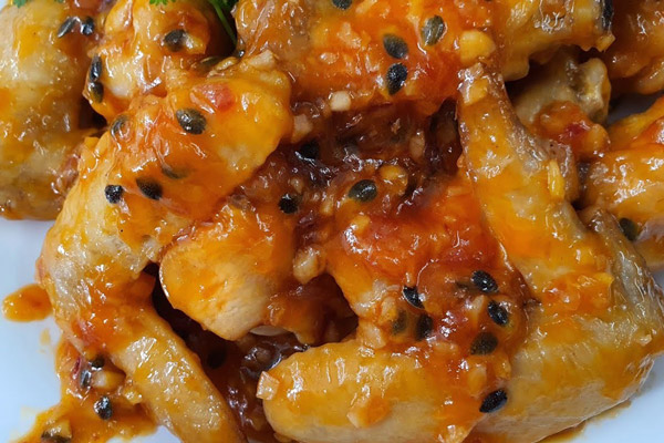 Cánh Gà Chiên Xốt Chanh Dây