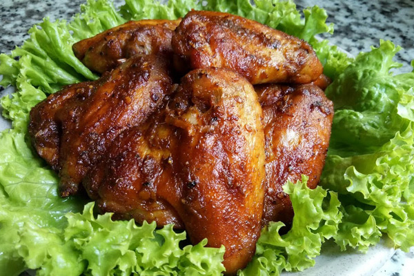 Cánh Gà Nướng Sa Tế